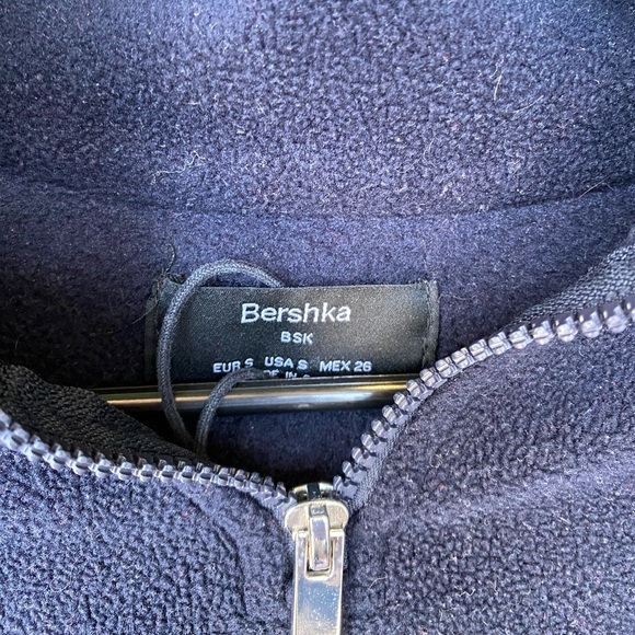 Her show cropped sweatshirt - Picture 3 of 4